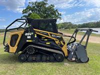 Spedizione Gratuita ASV RT120 Caricatore Compatto ad Alto Flusso da 120 CV con Trituratore Forestale, Idraulica da 45 GPM e Carico Ribaltabile di 4.581 kg