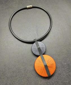 Collier long à pampilles en résine tendance Design haut de gamme Collier à pendentifs en résine fait main de Bohême - Product Image 6