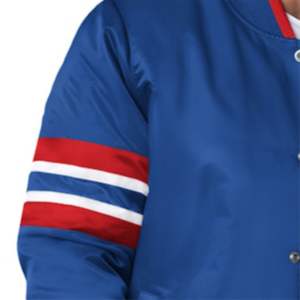 Chaqueta universitaria teñida Lisa a la moda para hombre diseño de letras de invierno personalizado decoración de botones acolchados lana de algodón satinado pesado - Product Image 3