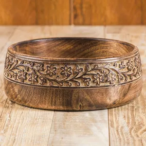 Cuenco de madera rústico hecho a mano con forma de patrón único y acabado disponible a granel - Product Image 3