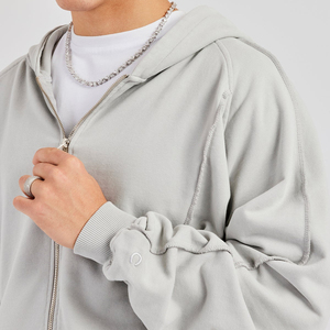 Vente en gros Nouvel arrivage de sweats à capuche zippés pour hommes avec logo personnalisé Conception de vêtements de rue en coton de haute qualité Sweats à capuche vierges en vrac - Product Image 5