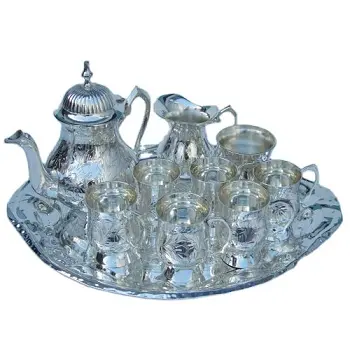 Ensembles de tasses traditionnels en plaqué argent à sept pièces Café et thé Pot à eau en verre plaqué argent Ensemble de tasses à thé Service à thé à café