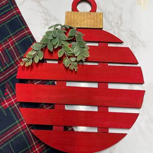 Elegante decoración colgante de Navidad de madera rústica para todo el hogar que brinda un ambiente festivo natural durante toda la temporada - Product Image 1