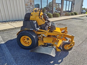 Have This 2023 Cub Cadet PRO X 654 Tondeuse à gazon - Product Image 3