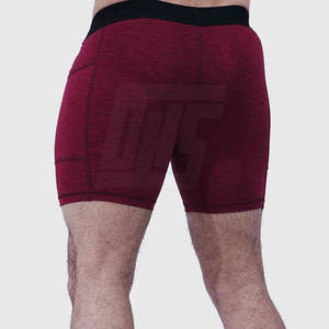 Short de compression Premium pour hommes avec tissu évacuant l'humidité adapté au jogging, à la course et aux sports quotidiens - Product Image 4