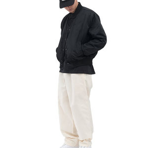 Chaqueta Bomber Acolchada de Lona Satinada, Cortavientos, Unisex, Ropa Urbana, Logotipo Personalizado al por Mayor, Chaqueta Formal de Piel de Oveja - Product Image 6