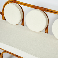 Canapé vintage en rotin avec design circulaire, meubles bohèmes pour le salon