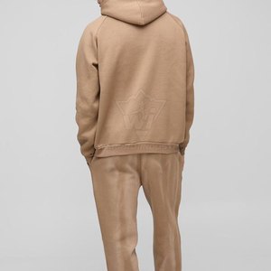 Chándal con lavado ácido a la moda para hombre, tela cómoda, estilo moderno, ideal para uso diario y viajes. - Product Image 4