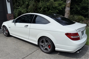 LISTO PARA CONDUCIR - USADO, VOLANTE A LA IZQUIERDA |   Volante a la derecha |   2012 MERCEDES-BENZ C63 AMG COUPÉ P31 PAQUETES DE DESARROLLO - Product Image 3