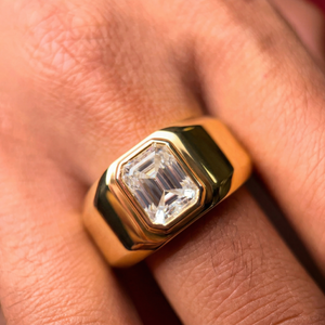 Bague en or jaune 9 carats pour homme, sertie de diamants Moissanite, prestige ultime - Product Image 2