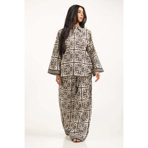 Pantalones de Corte Regular WM-COD-SS25-363B con Decoración Estampada - Product Image 3