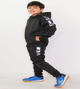 Sudadera con capucha de chándal para correr al aire libre para niños de Otoño de lana de algodón personalizada para niños - Product Image 3