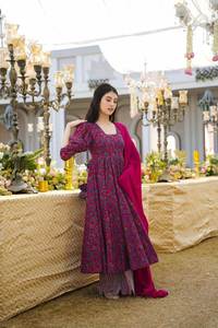 ชุดเดรสดีไซน์เนอร์สไตล์ลำลองแบบอินเดีย ผ้าโมดอล วิสโคส เรยอน ตัดเย็บกึ่งสำเร็จรูป ให้ลุคหรูหรา - Product Image 2