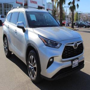 Toyota Highlander 2022 en Perfecto Estado - Product Image 1