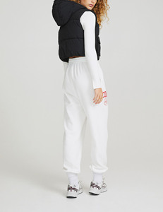 Hooded Collar Oversized Design Warm Cotton Filled Breathable Sleeveless Crop top OEM Women's Winter Puffer <b>Jacket</b> - Product Image 4