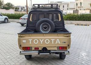 Toyota Land Cruiser 79 Double Cabin Pickup Truck usato del 2019 |   4.5L 4WD |   Trasmissione Manuale |   Pronto per l'esportazione - Product Image 6