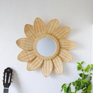 Fleur boho décoration de maison mur art naturel marguerite rotin miroir du Vietnam - Product Image 5