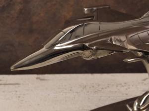 Modèle d'avion de chasse en aluminium poli ornement de bureau avion militaire pièce d'affichage à collectionner Statue d'avion en métal argenté maison - Product Image 4