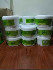 Amla Pommade et crème capillaires bio à base de plantes enrichies en huile Amla pour la croissance des cheveux Soins du cuir chevelu Hydratant Nourrissant Shaping Vegan - Product Image 2