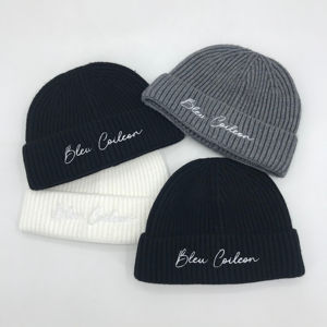 Gorro de punto ligero, cálido, suave y acogedor, forrado de lana, ajustable, elegante, para exteriores, para clima frío. - Product Image 1