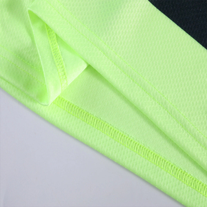 เสื้อฟุตบอลออกแบบได้ตามต้องการเสื้อทีมฟุตบอลมีสีบล็อกและพิมพ์ชื่อโลโก้ส่วนตัว - Product Image 6