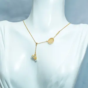 Collar con Colgante de Bádminton de Plata de Ley s925 de Primera Calidad con Perla de Agua Dulce, Joyería Deportiva de Nicho, Diseño de Regalo Personalizable 2025 - Product Image 1