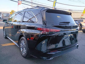 สภาพดีเยี่ยม รถมือสอง ปี 2022 Toyota Sienna XSE 7 ที่นั่ง - Product Image 2