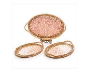 Plateau à chocolat en bois de forme carrée fabriqué à la main adapté aux fêtes, aux mariages ou aux occasions spéciales présentant des chocolats - Product Image 3