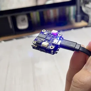 ตัวควบคุมการบินโดรน FPV Blheli_32 4In1ประสิทธิภาพสูงสแต็ค ESC สำหรับการแข่งและการบินของโดรน - Product Image 1