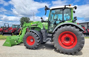 Trattore Agricolo <span class=keywords><strong>Fendt</strong></span> M704 Usato, 4WD, 110CV, Cabina Chiusa, Alta Qualità, per Lavori Pesanti in Campo - Product Image 5