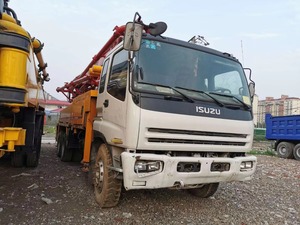 Camion della pompa per calcestruzzo usato Putzmeister 37m 42m 48m 52m camion a pompa