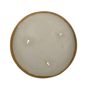 Golden Glow Elegant Luxe Light Gold Cuenco de velas para Navidad con brillo radiante - Product Image 3