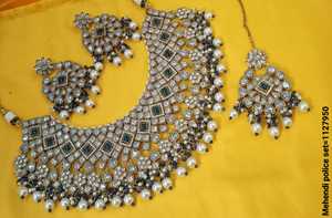 Nuevo diseño elegante chapado en oro tradicional Motipearl & Drop Kundan tachonado gargantilla collar pendiente Mangtika conjunto y conjunto de joyería Mujer - Product Image 2