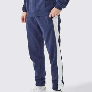 Ensemble de survêtements de sport de jogging pour hommes, imprimé personnalisé de haute qualité OEM, vêtements d'hiver en provenance du Pakistan - Product Image 6