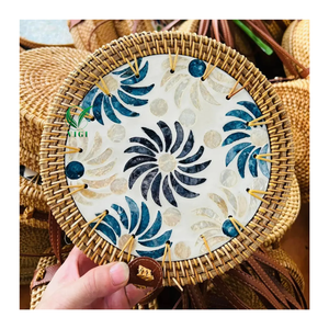 Bolsa de algas marinas tejida a mano con incrustaciones de nácar para trajes de verano - Product Image 6