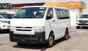 Furgoneta HIACE 2023 de Gasolina con Asientos de Cuero, Volante a la Izquierda, Transmisión Automática, Cámara Trasera de 360°, Techo Panorámico - Product Image 3