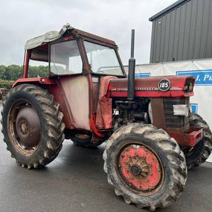 Tracteur Massey Ferguson 185 abordable avec siège confortable, commandes simples et châssis robuste pour une utilisation quotidienne sur le terrain - Product Image 1