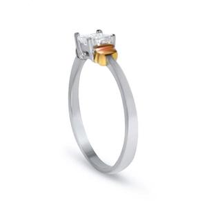 Anillo de Compromiso de Oro de 14k de Dos Tonos con Diamantes de 0.25ct, Diseño con Engaste Invisible - Product Image 1