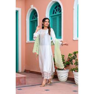 Ensemble Kurta en mousseline brodée de fleurs blanches et roses pour femmes, avec pantalon et dupatta - Product Image 5