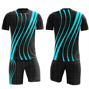 Ensemble d'uniformes de football personnalisés de haute qualité, respirant, en polyester, pour hommes et jeunes, qualité supérieure, uniforme de football personnalisé pour hommes - Product Image 1
