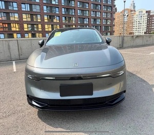 2024 ZEEKR R007 770 Sedán AWD Doble Litio R18 Cuero Cámara Trasera Interior Oscuro Listo para Enviar - Product Image 1