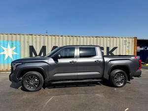 Nouveau/Occasion 2025 Toyota Tundra Double Cab SR5 Pick-up Transmission Automatique 300 - 399 CV - Product Image 3