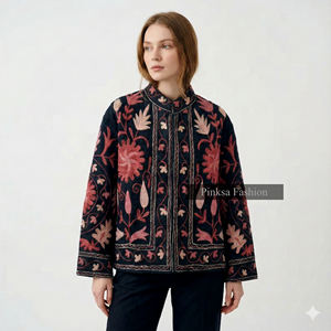 Manteau court ethnique vintage en velours noir, style bohème, brodé à la main, motif floral, écologique, luxe pour femmes, hiver - Product Image 1