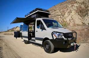 Autocaravanas y Caravanas 4x4 Usadas, Vehículos Recreativos para Viajes - Product Image 5