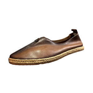 Chaussures Derby en cuir pleine fleur pour homme, chaussures habillées formelles pour affaires, semelle antidérapante pour le travail et les soirées. - Product Image 3