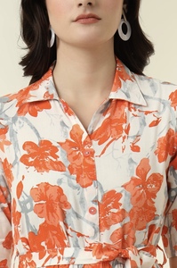 Robe maxi à volants à imprimé floral de qualité supérieure pour femmes, design imprimé élégant, robe pour femmes pour les soirées - Product Image 5