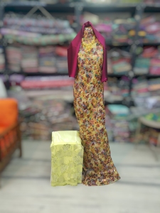 Tissu en velours vert foncé Maqbal Dirac avec broderie florale jacquard sergé, robe de luxe Gorgorad et brodée d'orange - Product Image 3