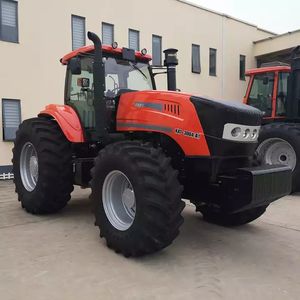 Tractores de Ruedas Dongfeng de Segunda Mano, Oferta al por Mayor para Cultivos en Hilera, con Motor y Engranaje Bearin - Product Image 2