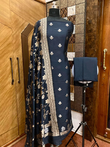 Nuevas llegadas: Conjunto de kurti sin coser de chinya banarasi teñible, ropa étnica tradicional india para mujer, diseño riquísimo para fiestas y eventos. - Product Image 2