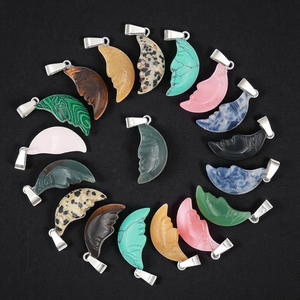 Christian Bohemia demi-lune visage sculpté clair Quartz pendentif à breloque-pendentif en argent sterling 925 - Product Image 4